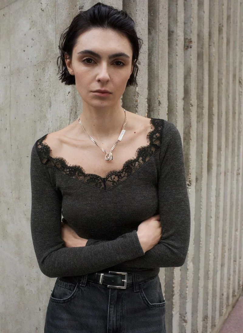 MANGO Lace-trimmed scoop-neck top